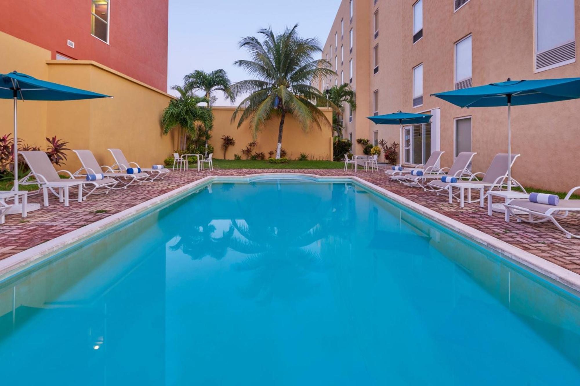 City Express By Marriott Cancún Zewnętrze zdjęcie