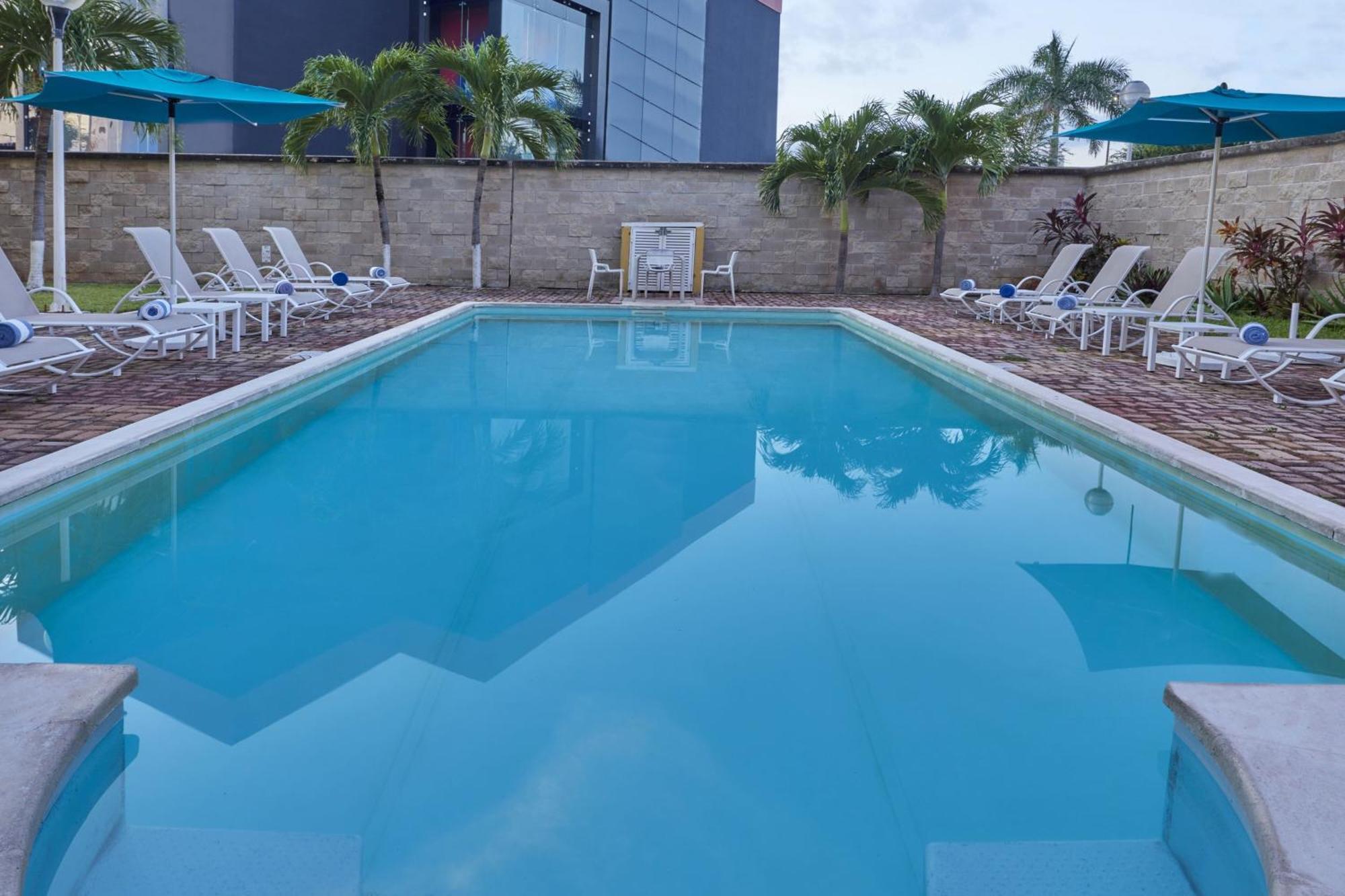 City Express By Marriott Cancún Zewnętrze zdjęcie