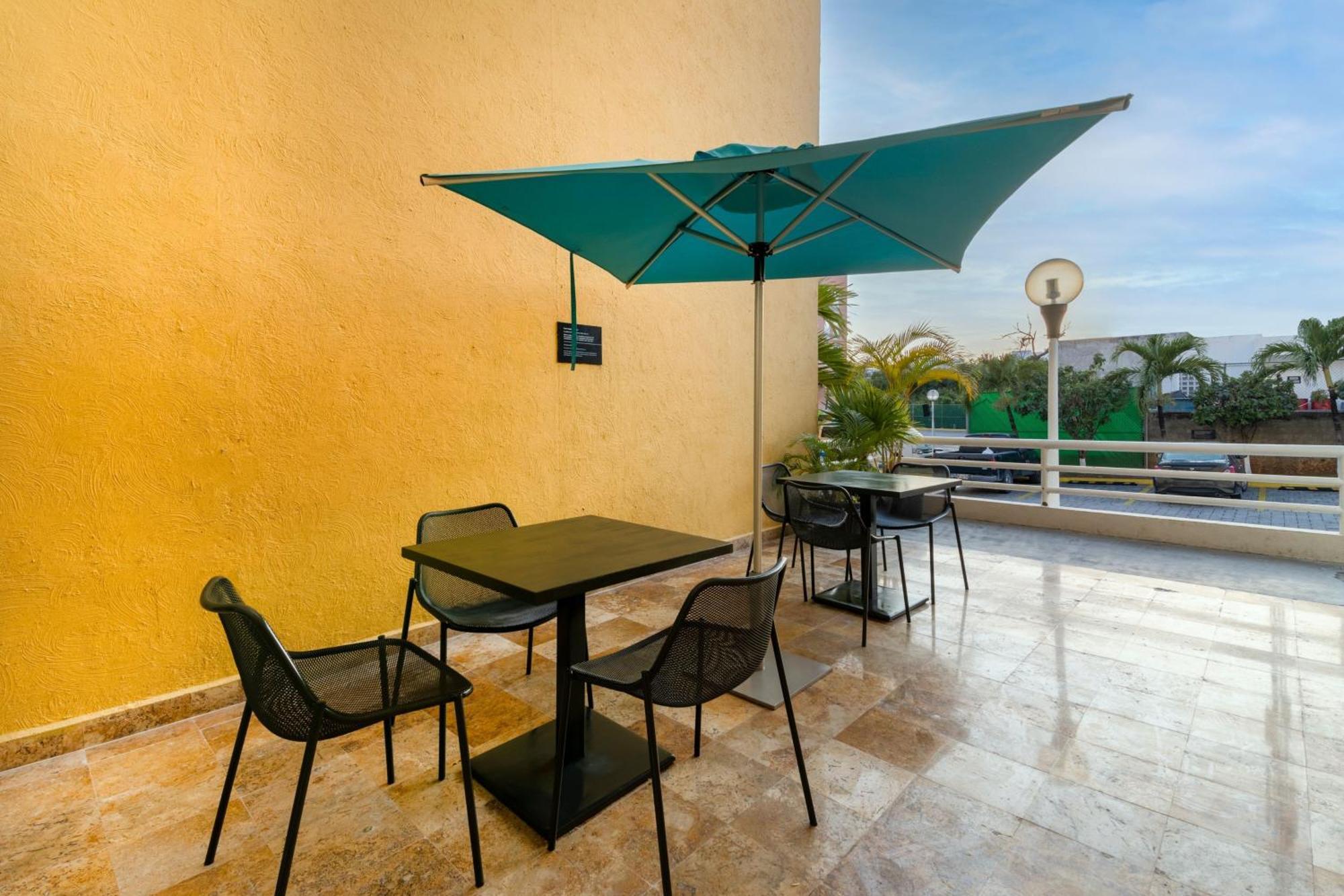 City Express By Marriott Cancún Zewnętrze zdjęcie